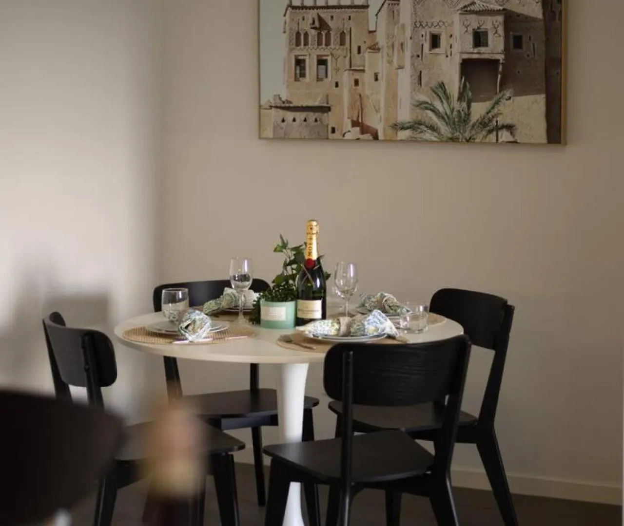 Chic Modern Retreat 1Br Apt W Pool Kelvin Grove ブリスベン