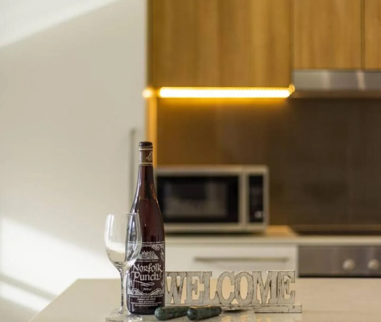 Chic Modern Retreat 1Br Apt W Pool Kelvin Grove ブリスベン アパート